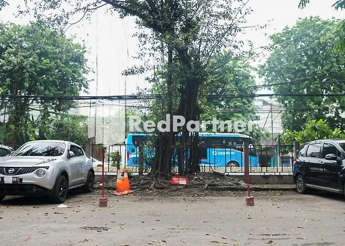 Cosmo Harmoni Redpartner Hotel Jakarta